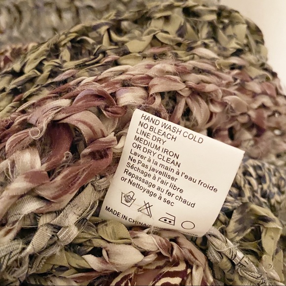 Top - Picture 5 of 5